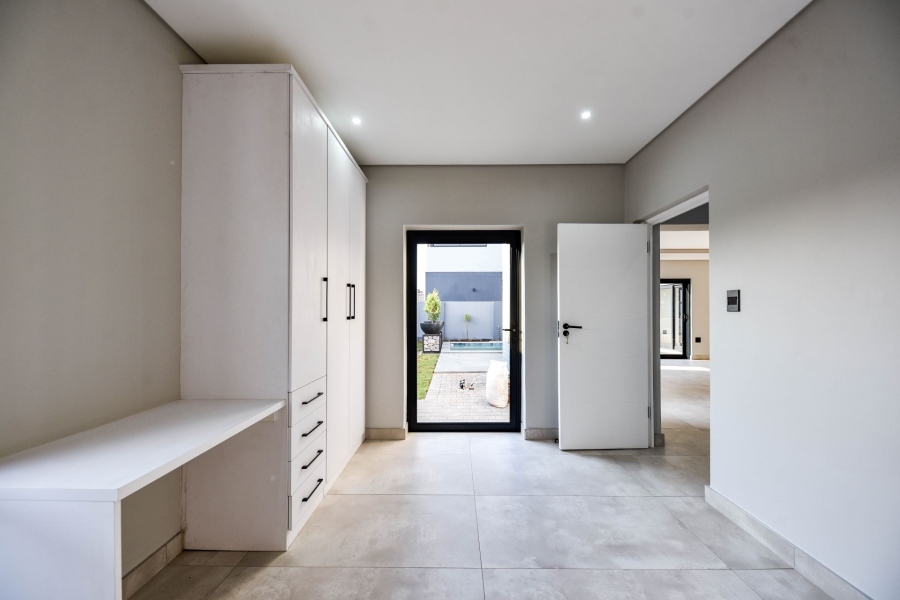 4 Bedroom Property for Sale in Fountainbrook Estate Gauteng