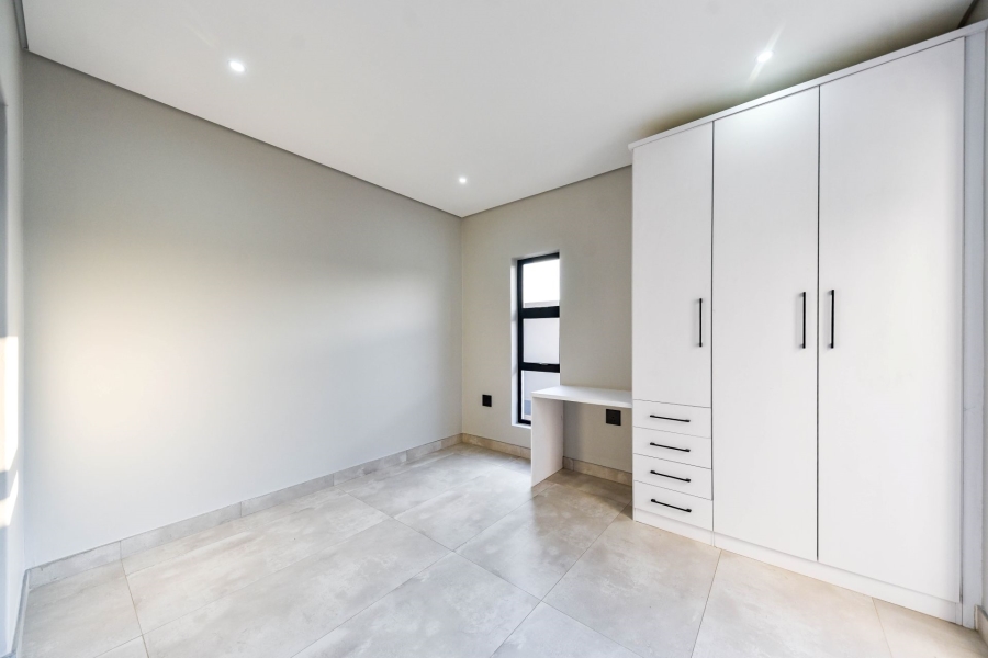 4 Bedroom Property for Sale in Fountainbrook Estate Gauteng