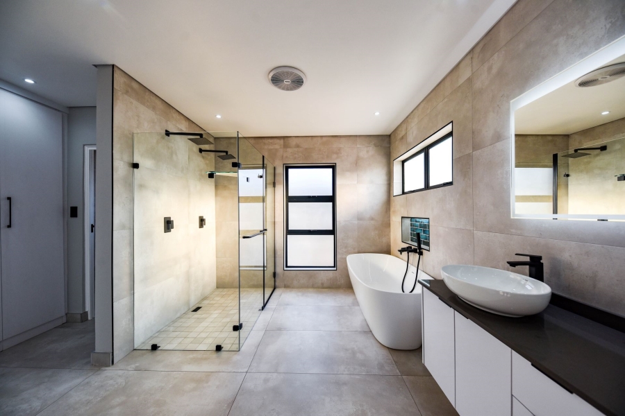4 Bedroom Property for Sale in Fountainbrook Estate Gauteng