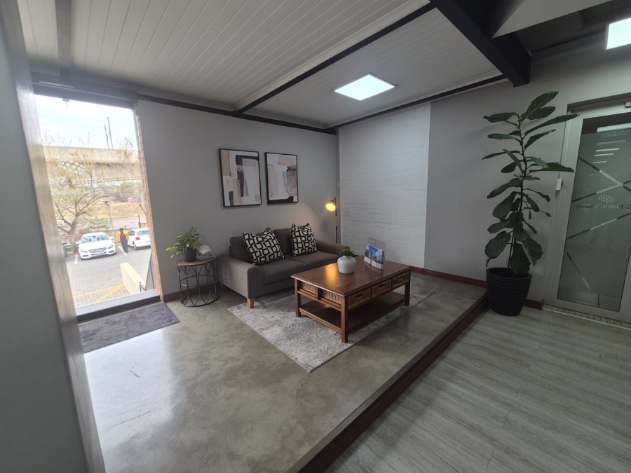To Let Commercial Property for Rent in Zwartkop Gauteng