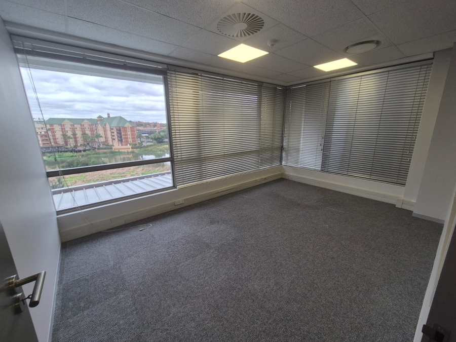 To Let Commercial Property for Rent in Die Hoewes Gauteng