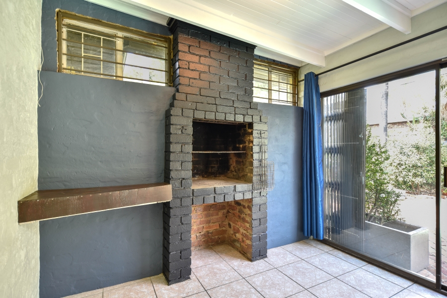 3 Bedroom Property for Sale in Garsfontein Gauteng