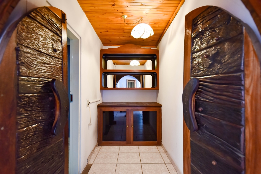 3 Bedroom Property for Sale in Garsfontein Gauteng