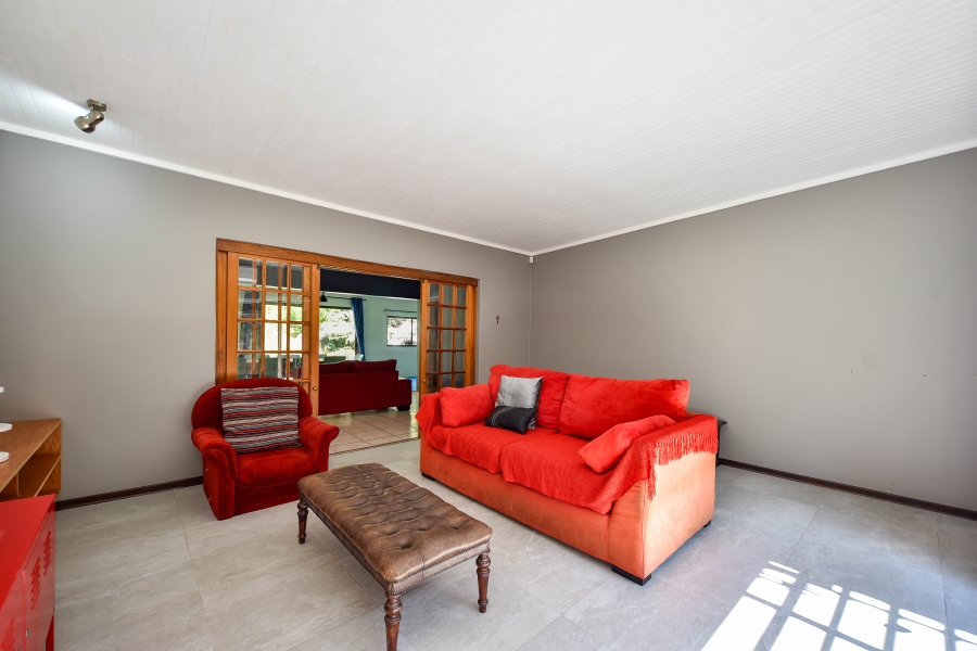 3 Bedroom Property for Sale in Garsfontein Gauteng