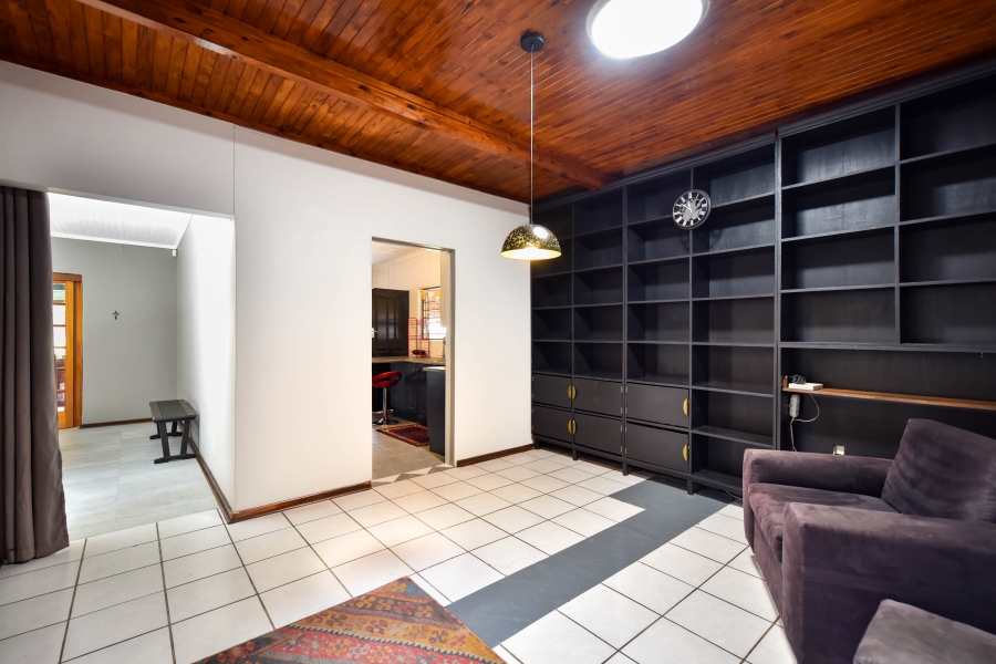 3 Bedroom Property for Sale in Garsfontein Gauteng