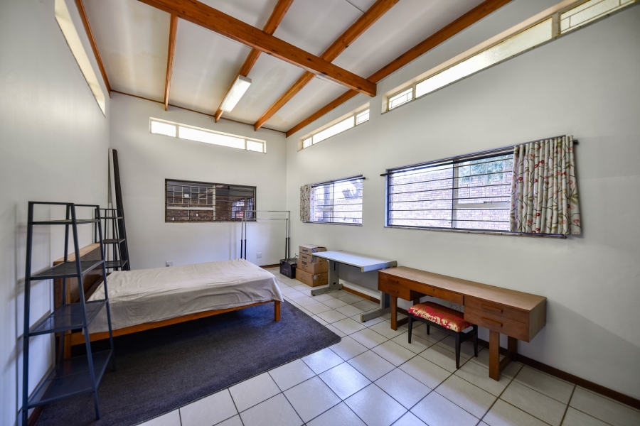 3 Bedroom Property for Sale in Garsfontein Gauteng