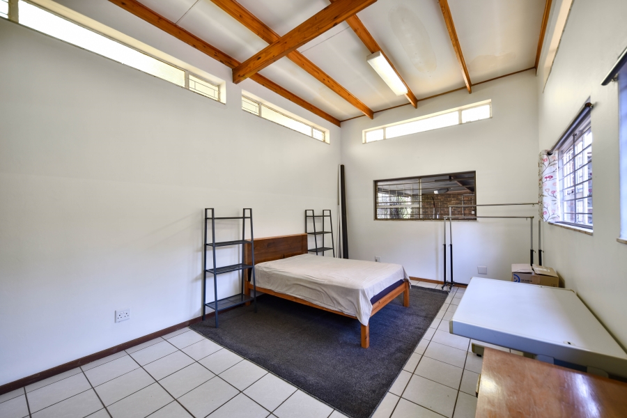3 Bedroom Property for Sale in Garsfontein Gauteng
