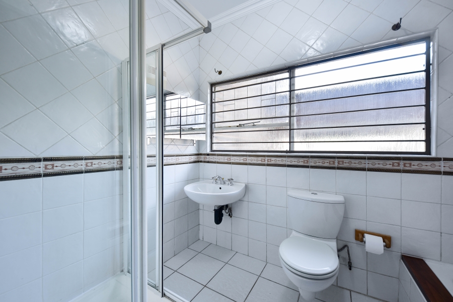 3 Bedroom Property for Sale in Garsfontein Gauteng