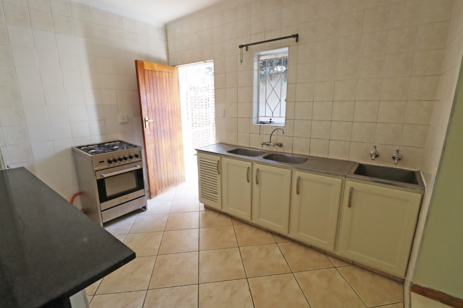 To Let Commercial Property for Rent in Bryanston West Gauteng