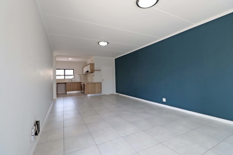2 Bedroom Property for Sale in Crowthorne AH Gauteng