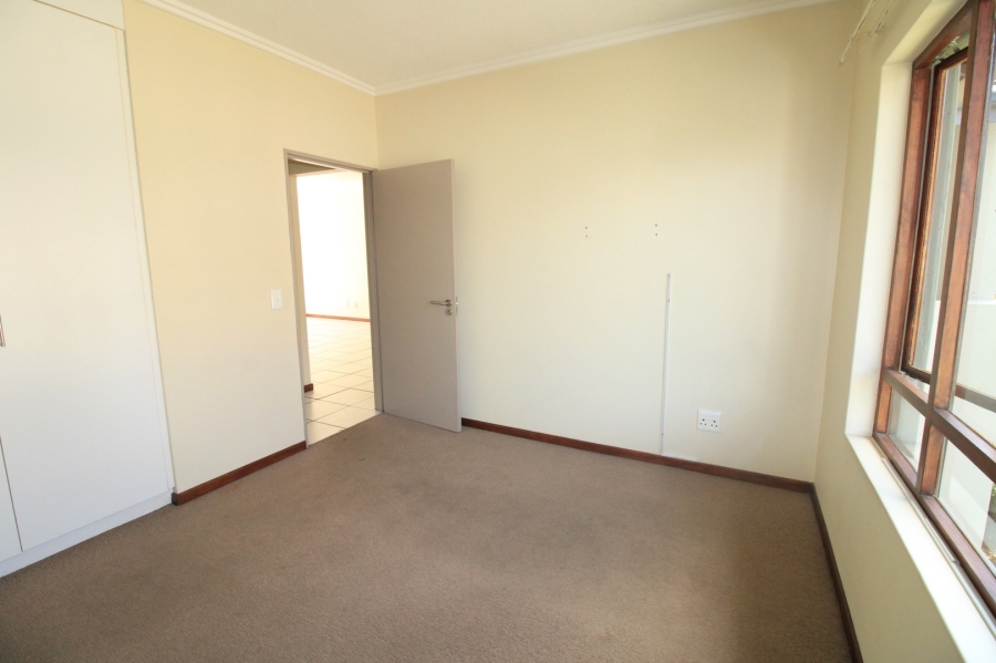 To Let 2 Bedroom Property for Rent in Lonehill Gauteng