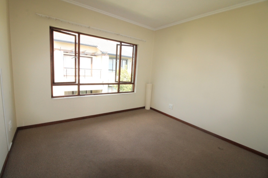 To Let 2 Bedroom Property for Rent in Lonehill Gauteng