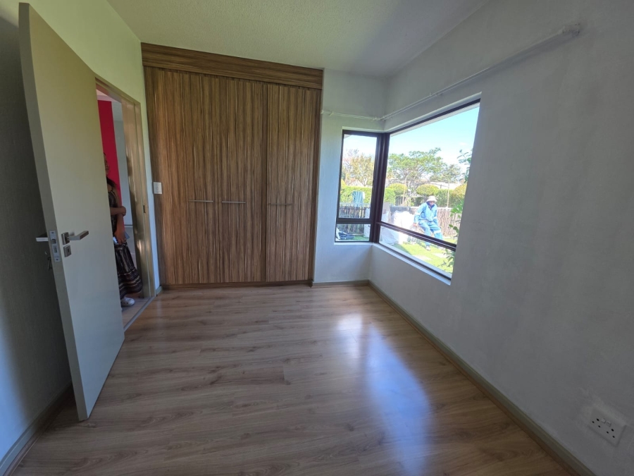 2 Bedroom Property for Sale in Beverley Gauteng