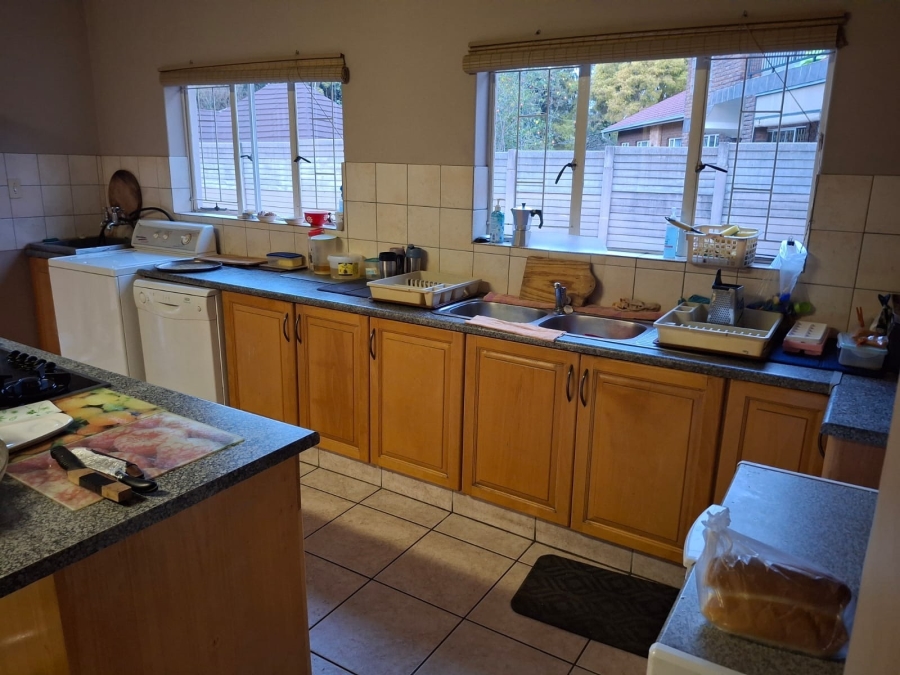 4 Bedroom Property for Sale in Garsfontein Gauteng