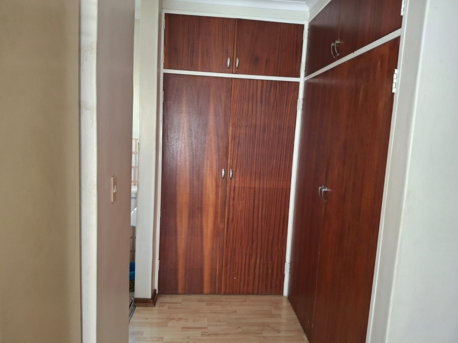 4 Bedroom Property for Sale in Garsfontein Gauteng