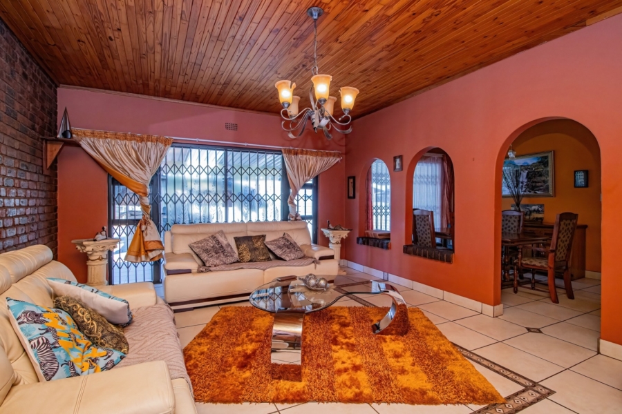 3 Bedroom Property for Sale in Birch Acres Gauteng