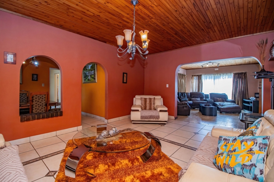 3 Bedroom Property for Sale in Birch Acres Gauteng