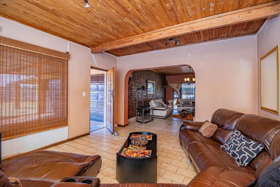 3 Bedroom Property for Sale in Birch Acres Gauteng