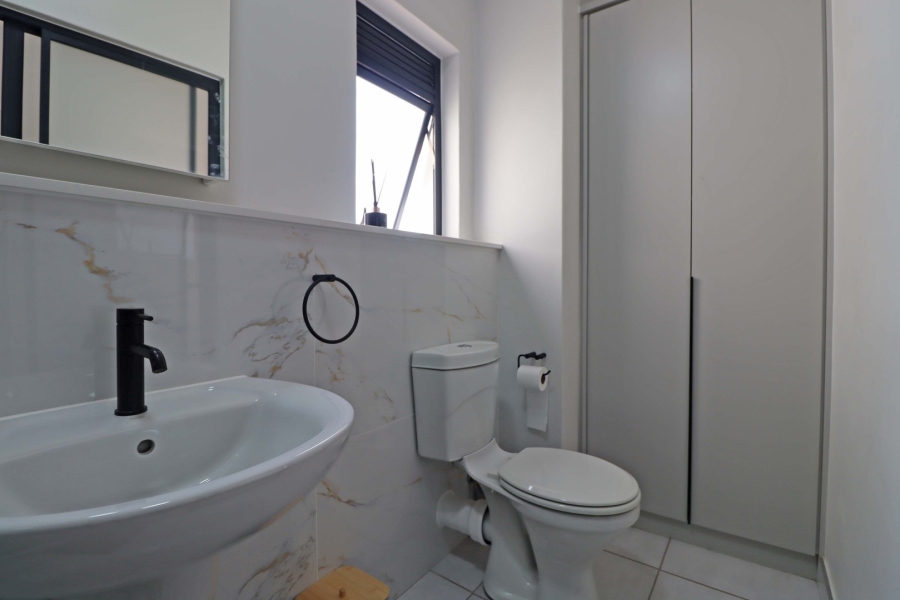 To Let 3 Bedroom Property for Rent in Crowthorne AH Gauteng