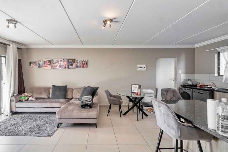 To Let 2 Bedroom Property for Rent in Chartwell Gauteng