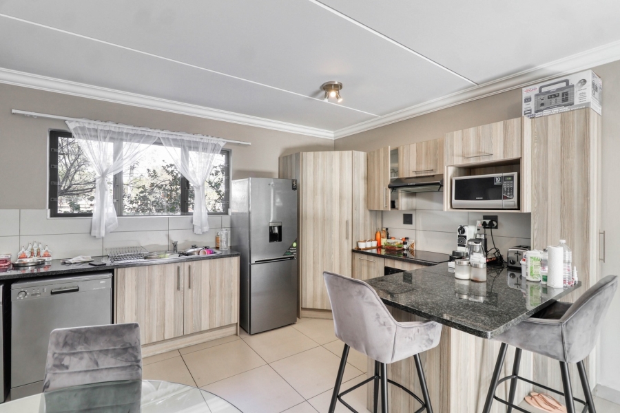 To Let 2 Bedroom Property for Rent in Chartwell Gauteng