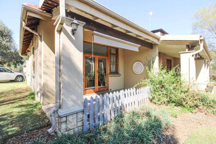 2 Bedroom Property for Sale in Lanseria Gauteng