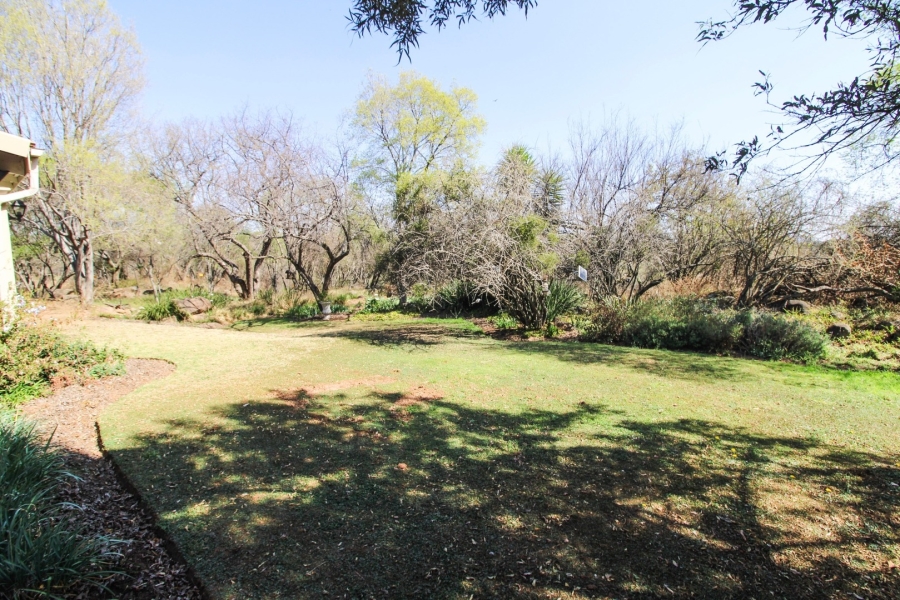 2 Bedroom Property for Sale in Lanseria Gauteng