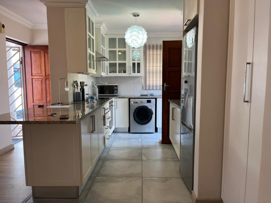 To Let 2 Bedroom Property for Rent in Morningside Gauteng