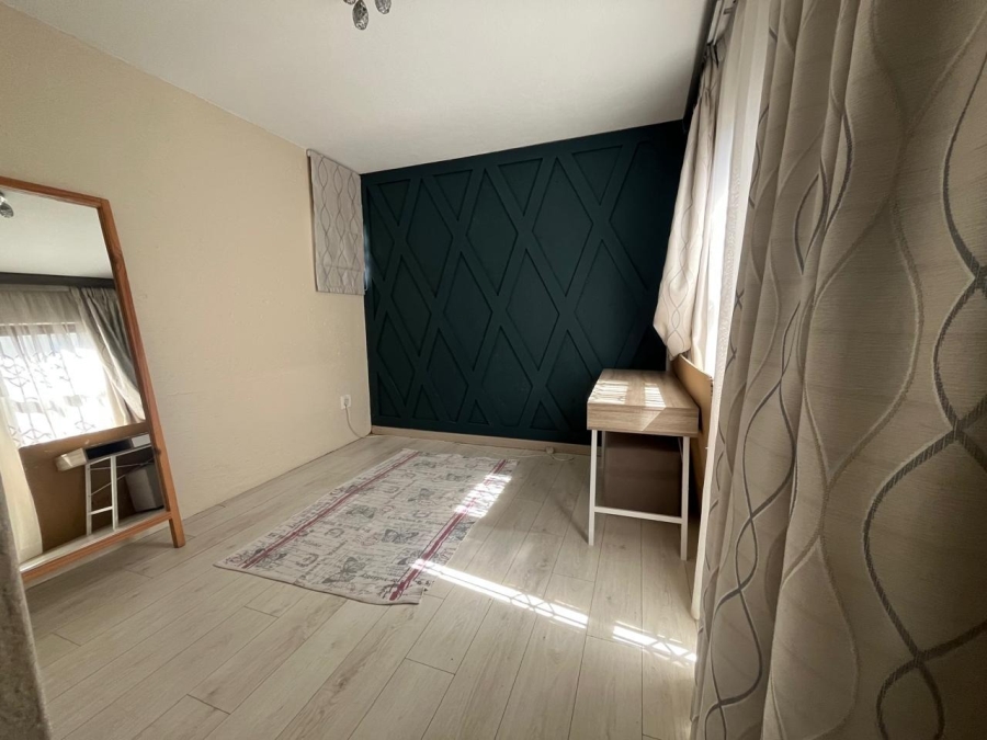 To Let 2 Bedroom Property for Rent in Morningside Gauteng