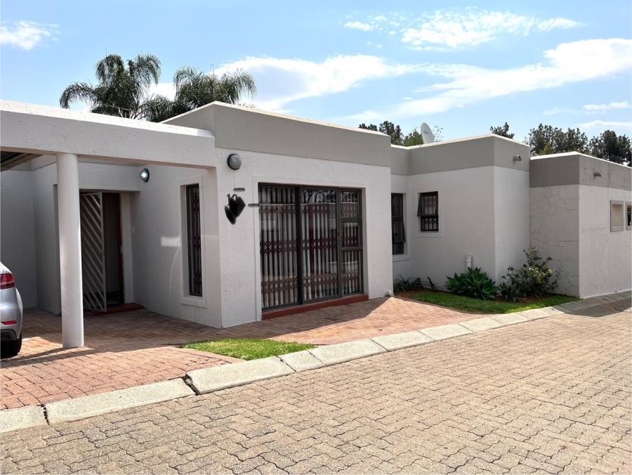 To Let 2 Bedroom Property for Rent in Morningside Gauteng