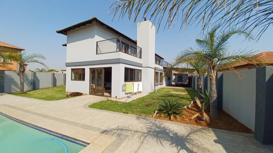 3 Bedroom Property for Sale in Vanderbijlpark SE 8 Gauteng