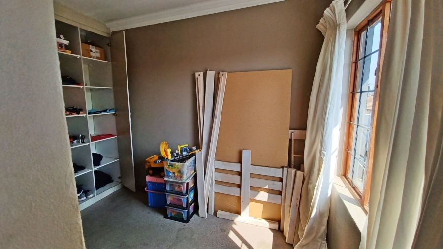 3 Bedroom Property for Sale in Vanderbijlpark SE 8 Gauteng