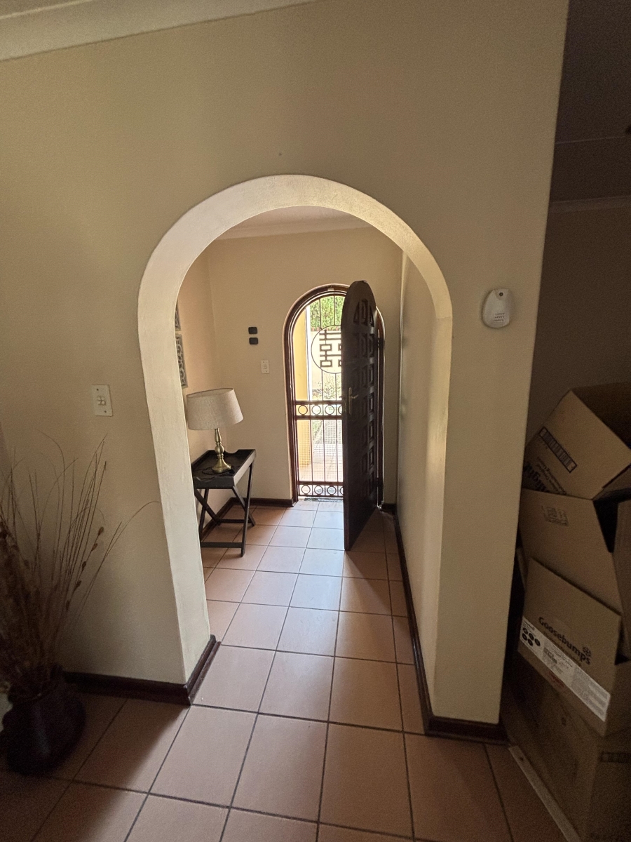 To Let 3 Bedroom Property for Rent in Brummeria Gauteng
