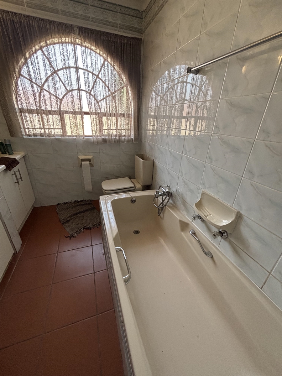 To Let 3 Bedroom Property for Rent in Brummeria Gauteng