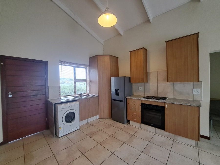 To Let 2 Bedroom Property for Rent in Greenstone Hill Gauteng