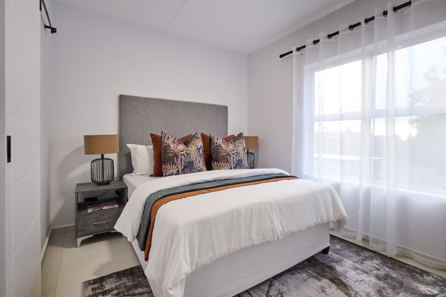 To Let 2 Bedroom Property for Rent in Magaliessig Gauteng