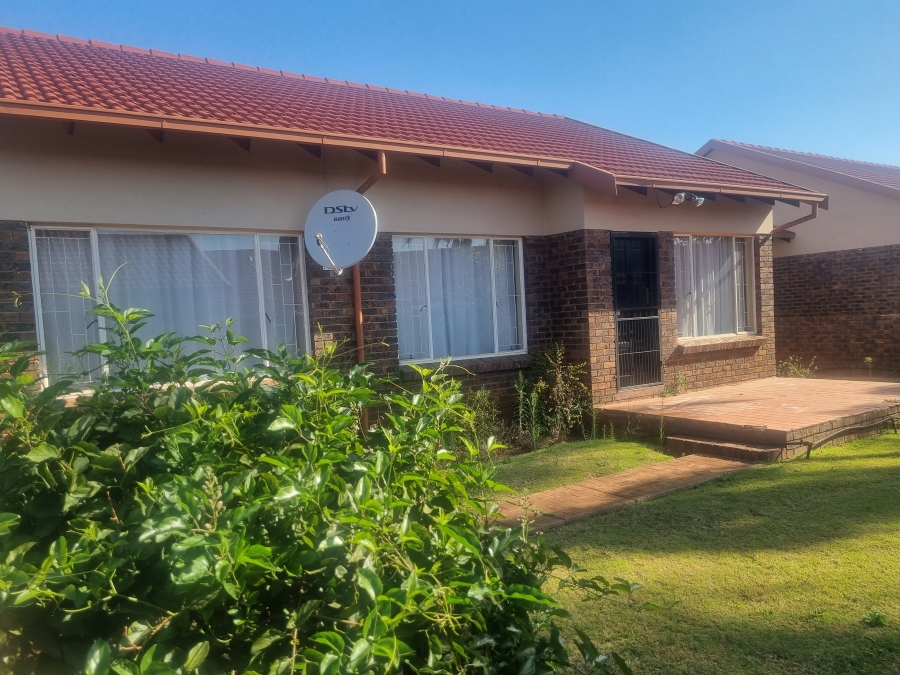 3 Bedroom Property for Sale in The Orchards Gauteng