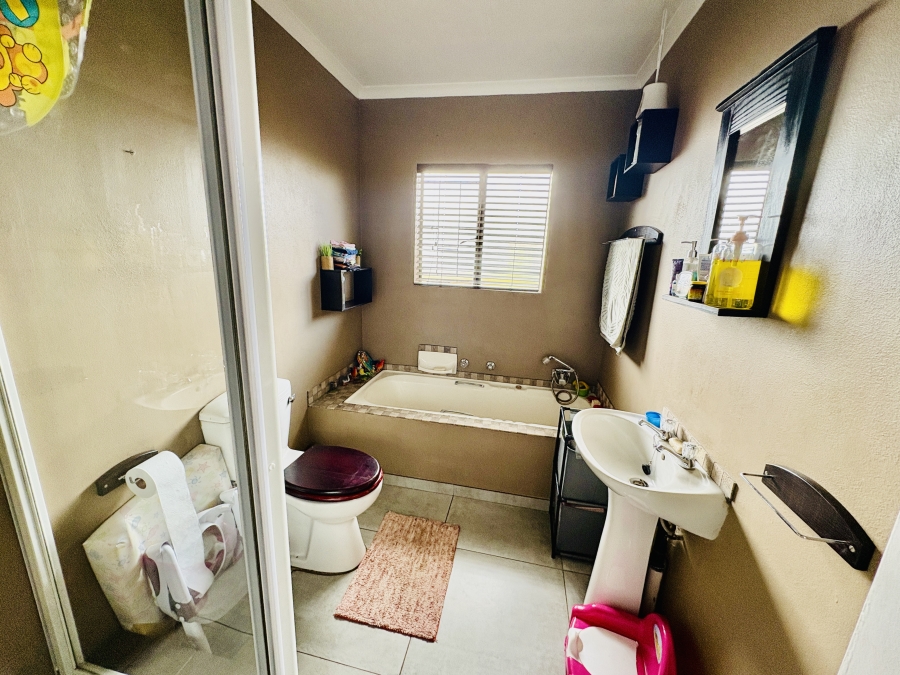 3 Bedroom Property for Sale in Montana Park Gauteng