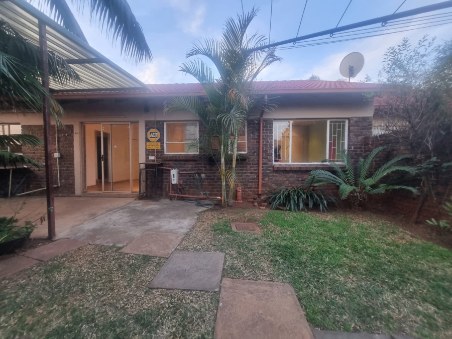 3 Bedroom Property for Sale in The Orchards Gauteng