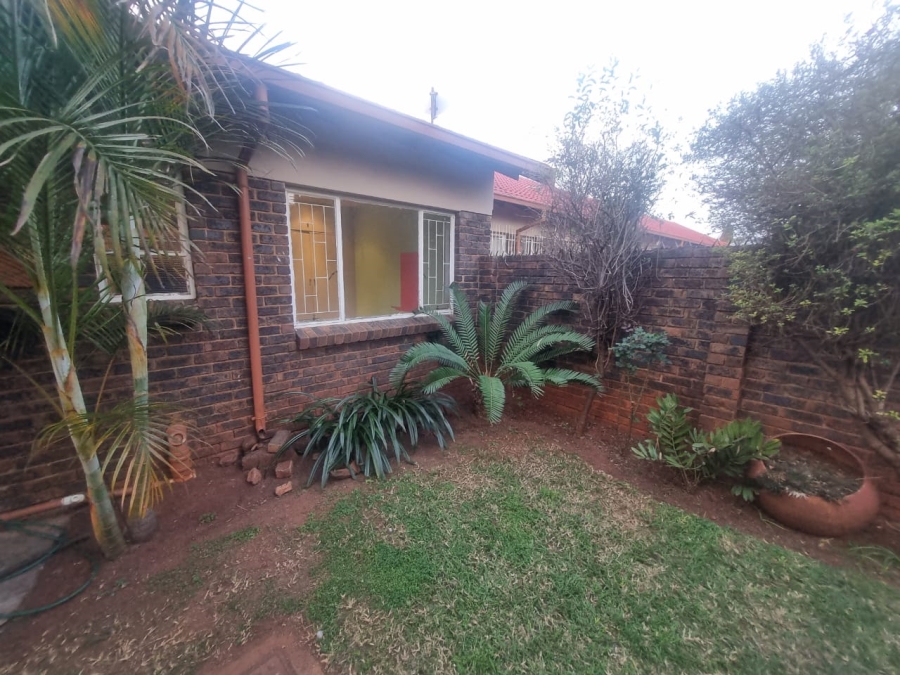 3 Bedroom Property for Sale in The Orchards Gauteng