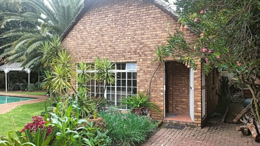 1 Bedroom Property for Sale in Edleen Gauteng