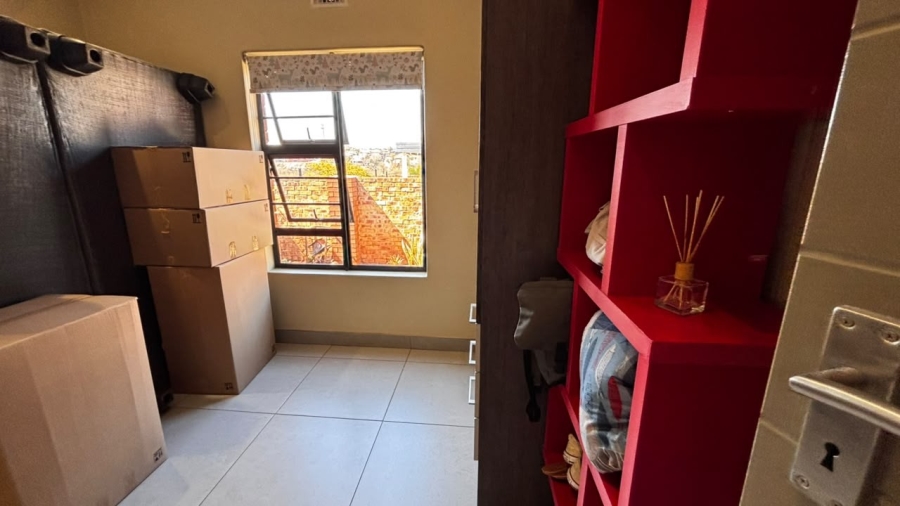 3 Bedroom Property for Sale in Clayville Gauteng