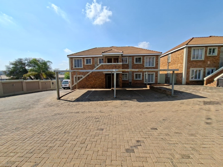 To Let 2 Bedroom Property for Rent in Vorna Valley Gauteng