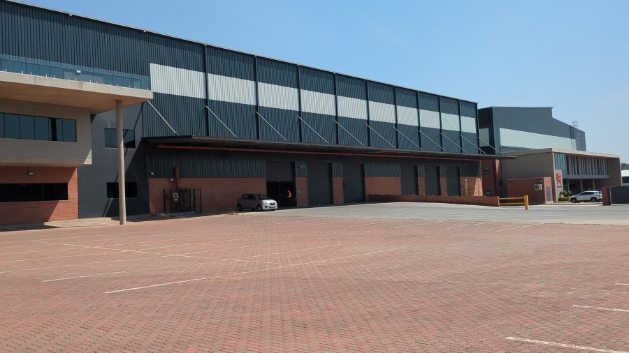 To Let Commercial Property for Rent in North Riding Gauteng