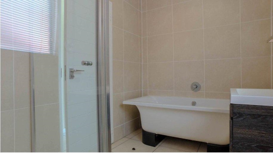 3 Bedroom Property for Sale in Olivedale Gauteng