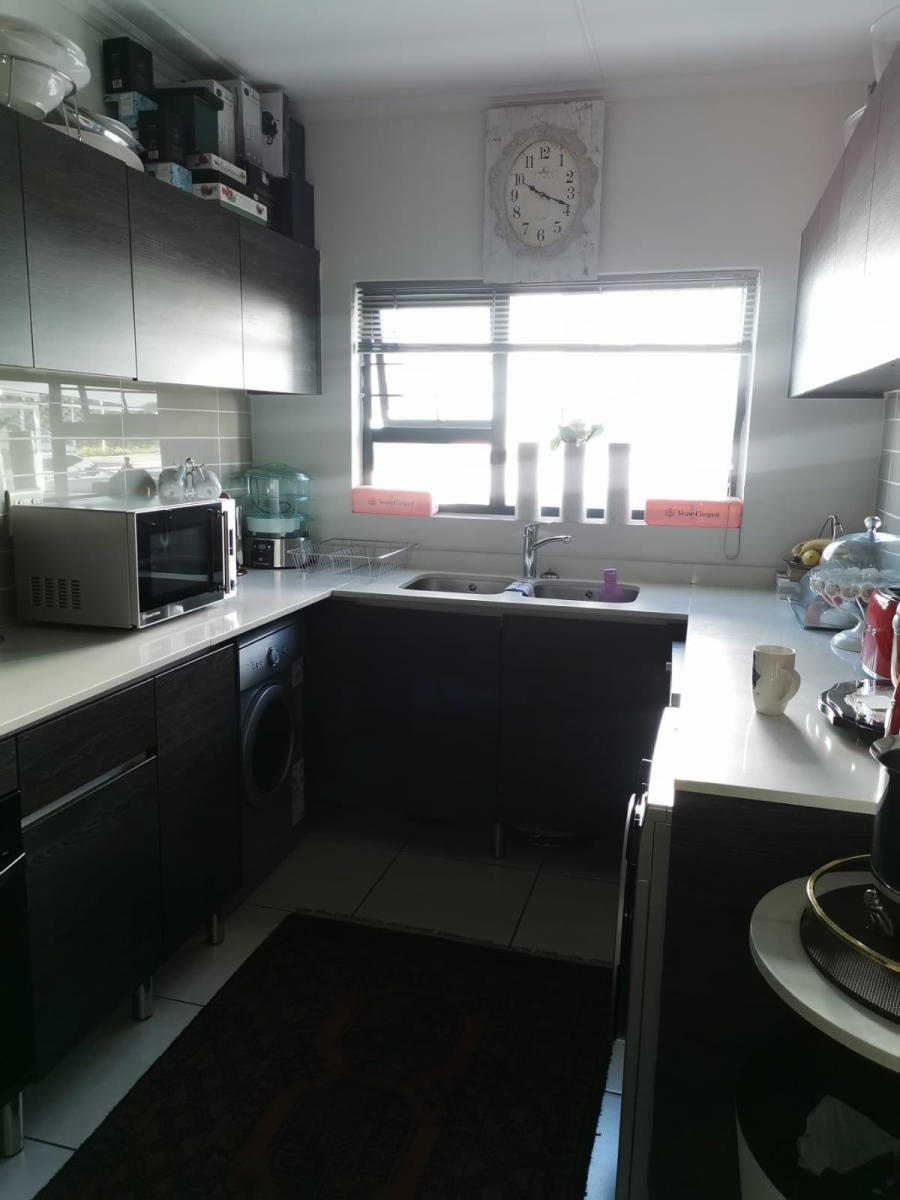 To Let 3 Bedroom Property for Rent in Bryanston Gauteng
