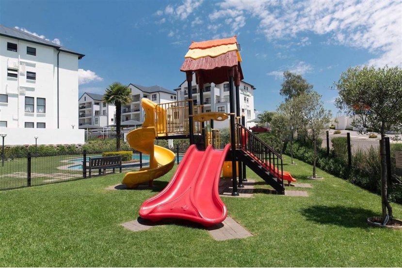 To Let 3 Bedroom Property for Rent in Bryanston Gauteng