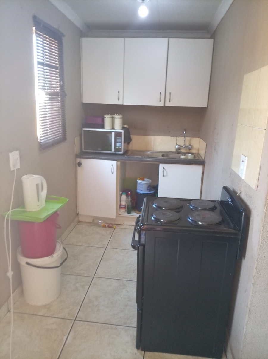 3 Bedroom Property for Sale in Protea North Gauteng