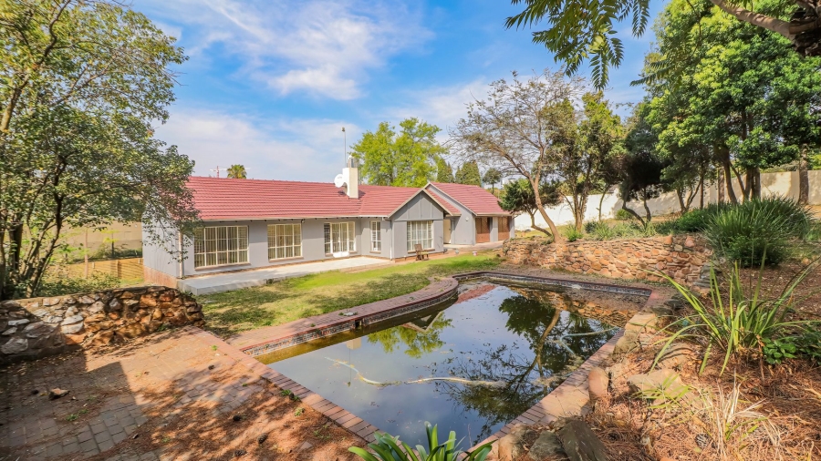 4 Bedroom Property for Sale in Sandown Gauteng