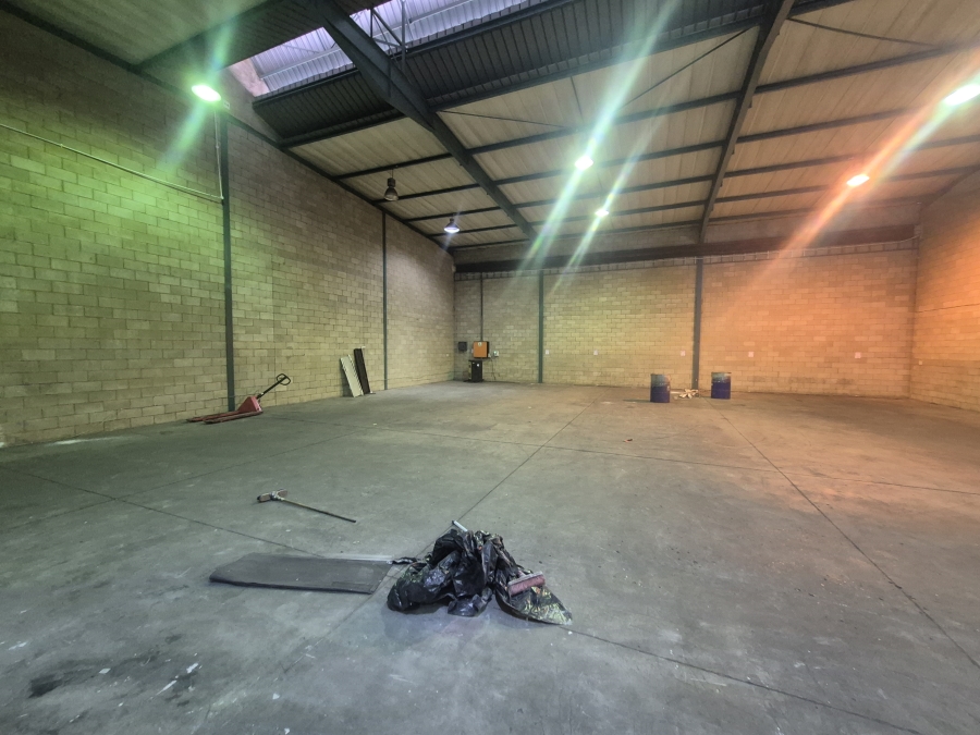 To Let Commercial Property for Rent in Linbro Park Gauteng
